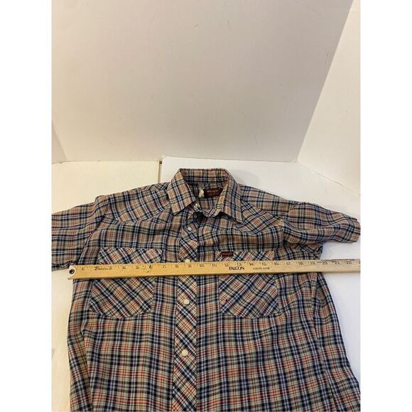 Wrangler Ss shirt medium raw hems MAde in USA - Picture 5 of 6